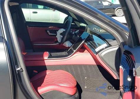 2024 Mercedes-Benz S 580 4Matic z USA, uszkodzony, nr VIN W1K6G7GBXRA278729